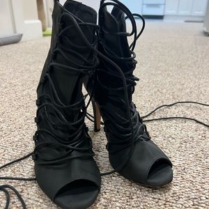 Burju Carla Heel Size 7